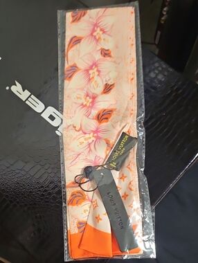 Louis Vuitton Pink and Orange Floral Silk Twilly